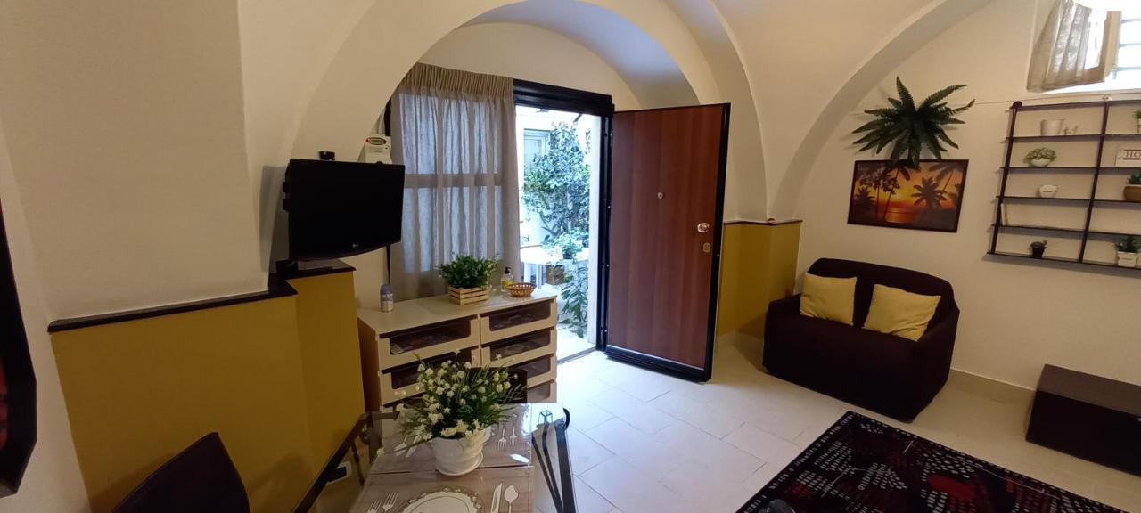 Awesomehouse Centre Bari Villa ภายนอก รูปภาพ