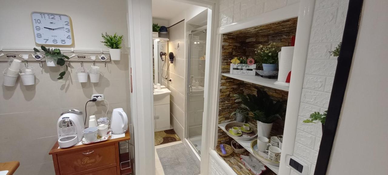Awesomehouse Centre Bari Villa ภายนอก รูปภาพ