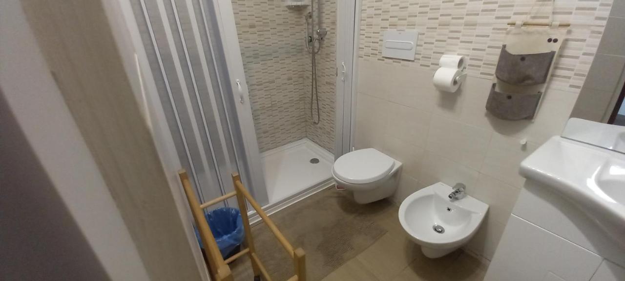 Awesomehouse Centre Bari Villa ภายนอก รูปภาพ